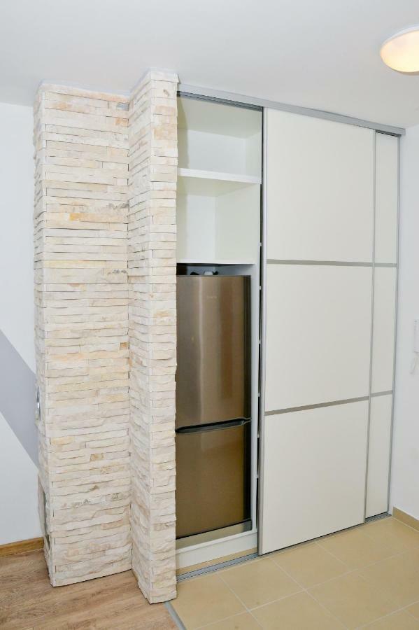 Neluna Apartment Zadar Bagian luar foto