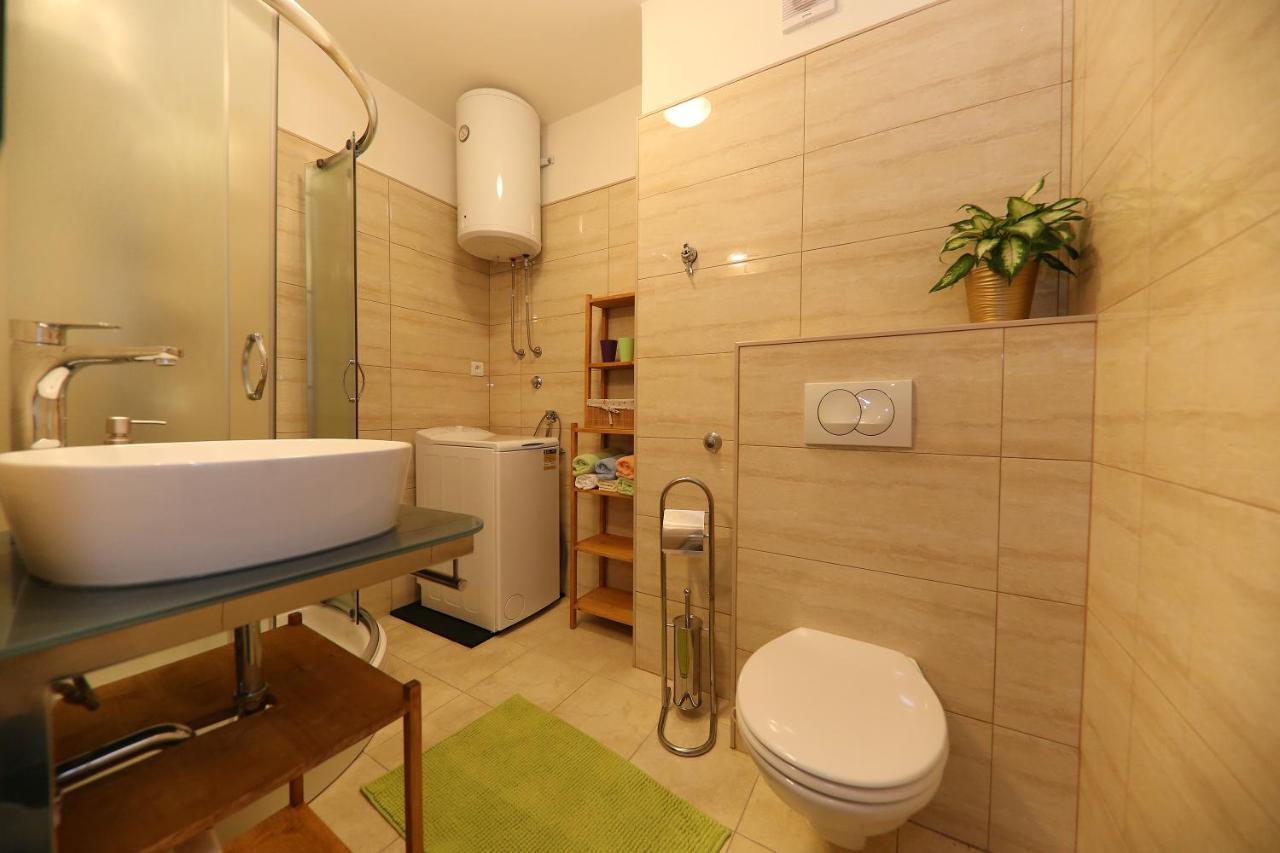 Neluna Apartment Zadar Bagian luar foto